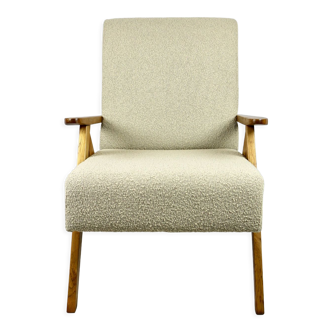 Vintage beige boucle oak armchair model b-310, 1970s