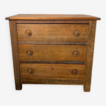 Old chest of drawers