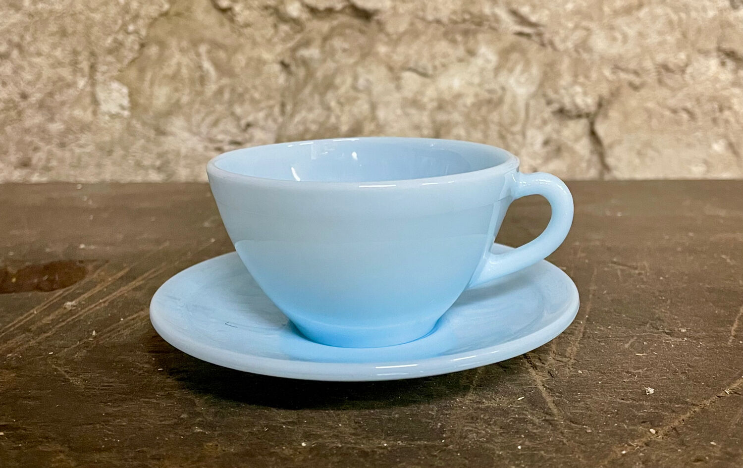 Set of 4 Duralex cups and 4 saucers – pastel blue opal glass (year