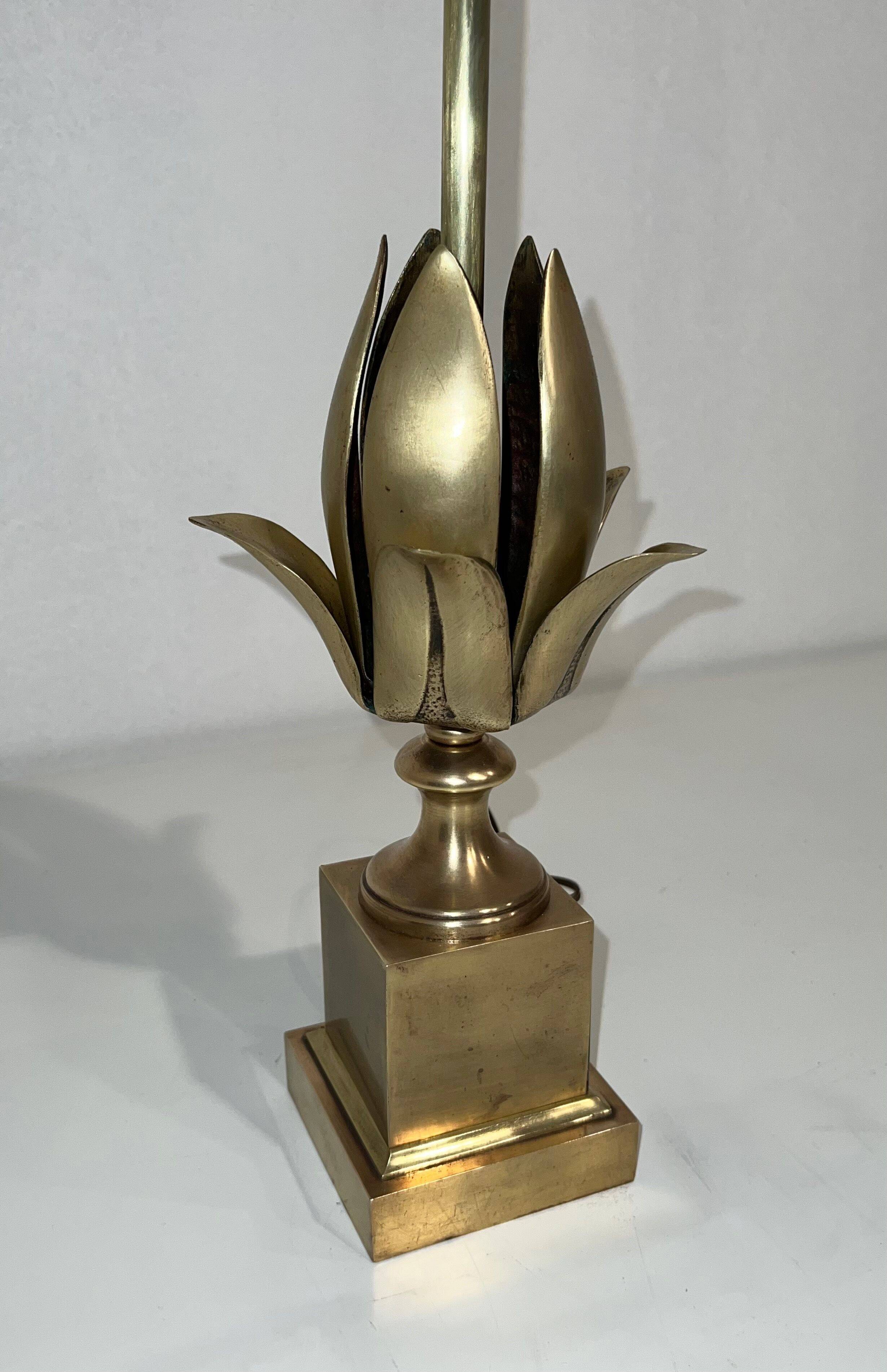 Brass flower lamp