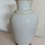 Vase en opaline