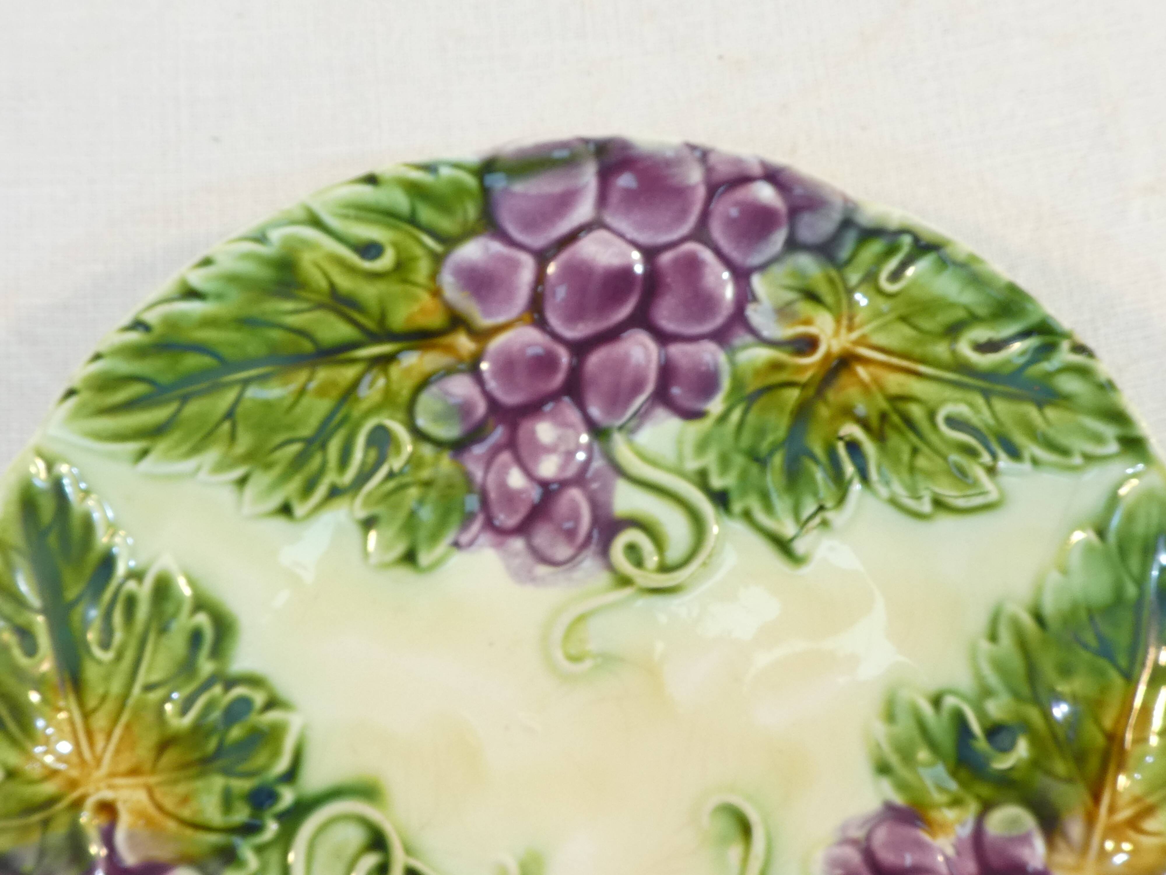 Plate of bunched barbotine and grape leaf