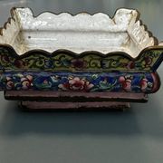 Enamelled copper jardinière with polychrome floral decoration - Canton 18th century.
