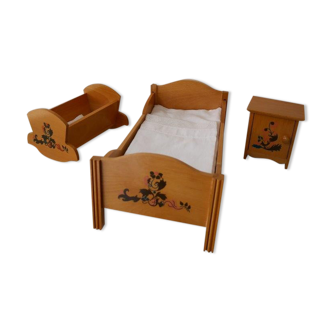 Bed, cradle and wooden bedside table for doll