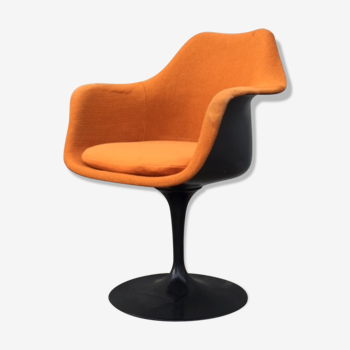 "Tulip" Eero Saarinen Knoll Chair