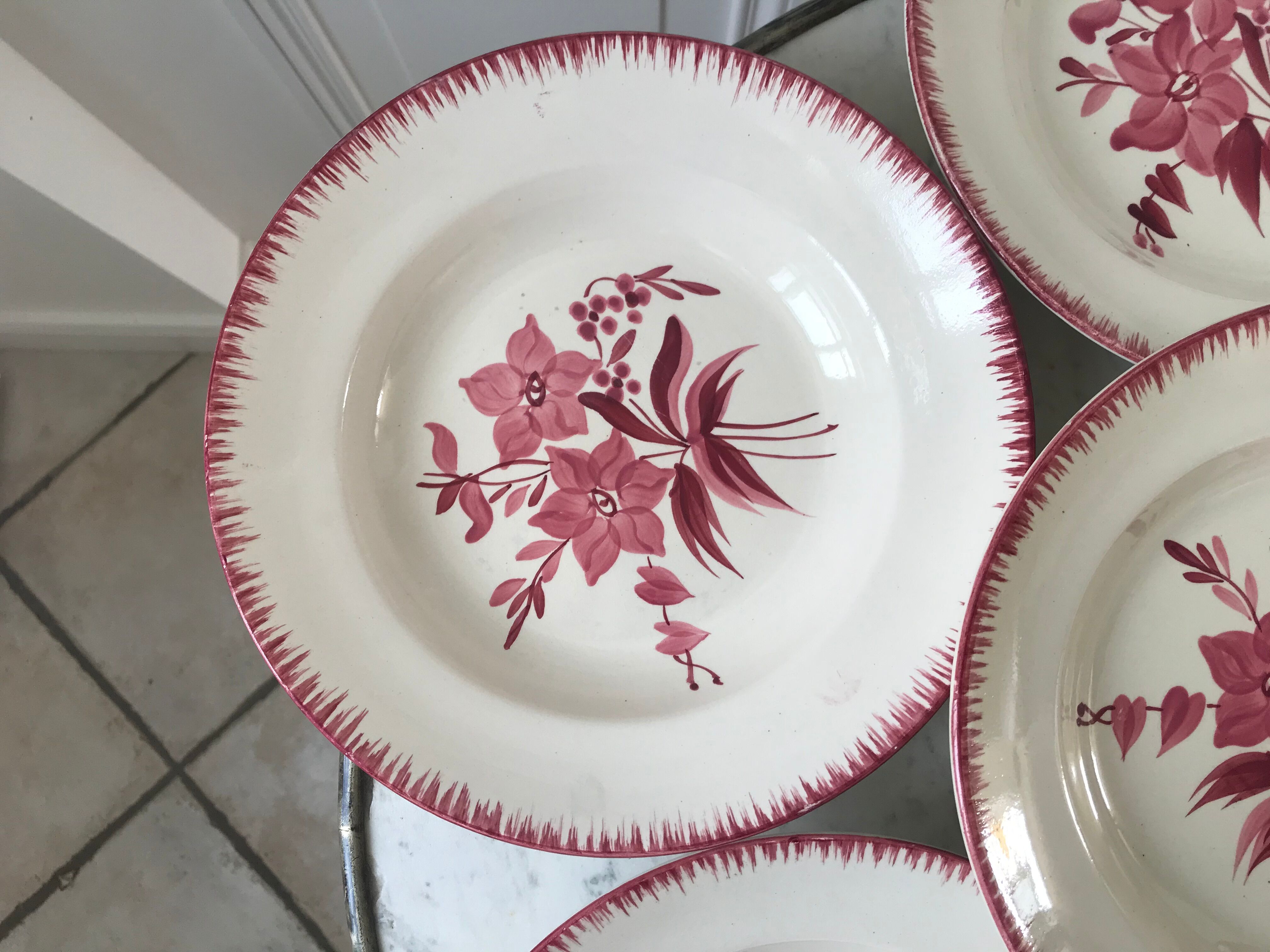 set of 6 hollow plates Longchamp pinks 30-40s