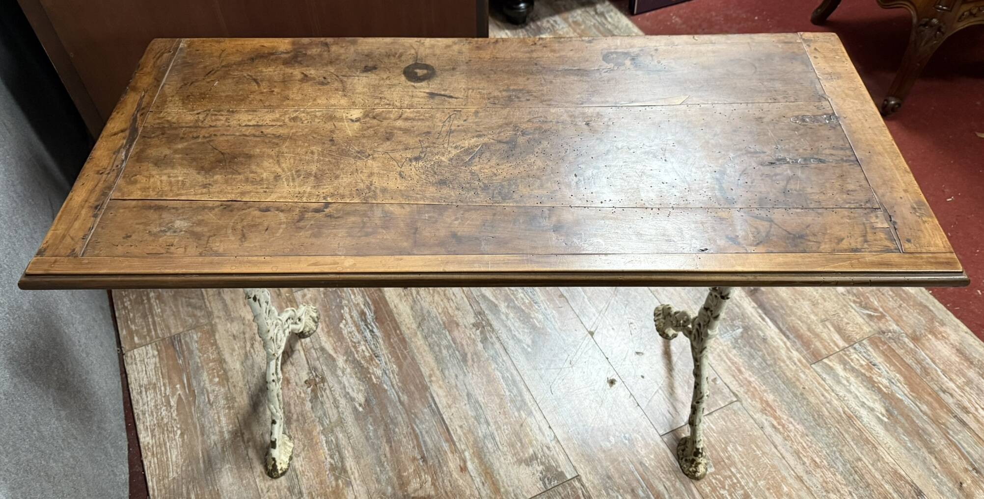 D'aprés un travail des fonderies d'Arras vers 1880 : table bistrot