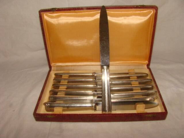 12 stainless steel table knives M.A. from the early 20th century.