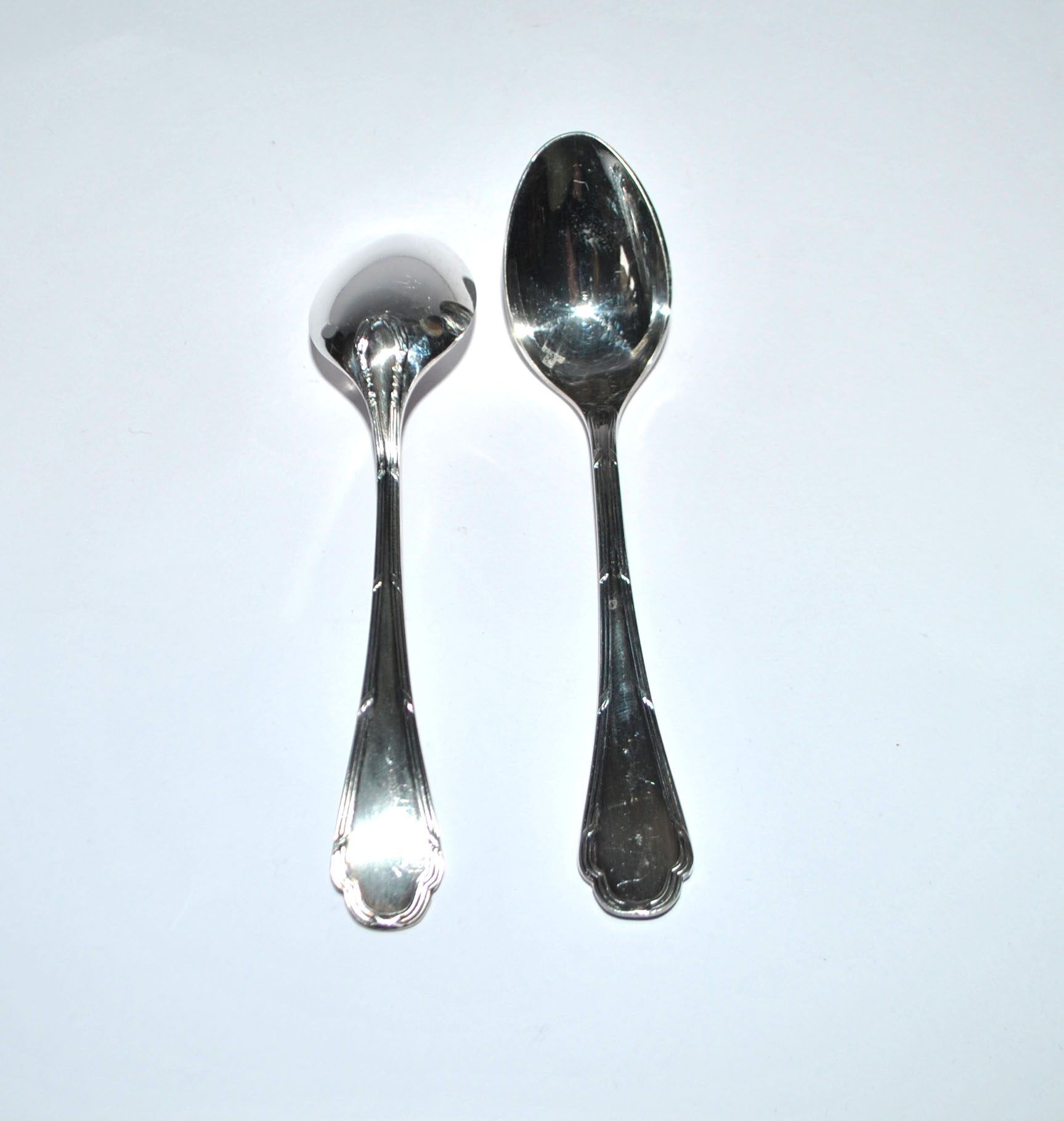 Ercuis set of 2 moka teaspoons Trianon in silver-plated metal with crossed ribbon 11 cm