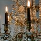 Important gilt bronze chandelier adorned with glass balls, circa 1890