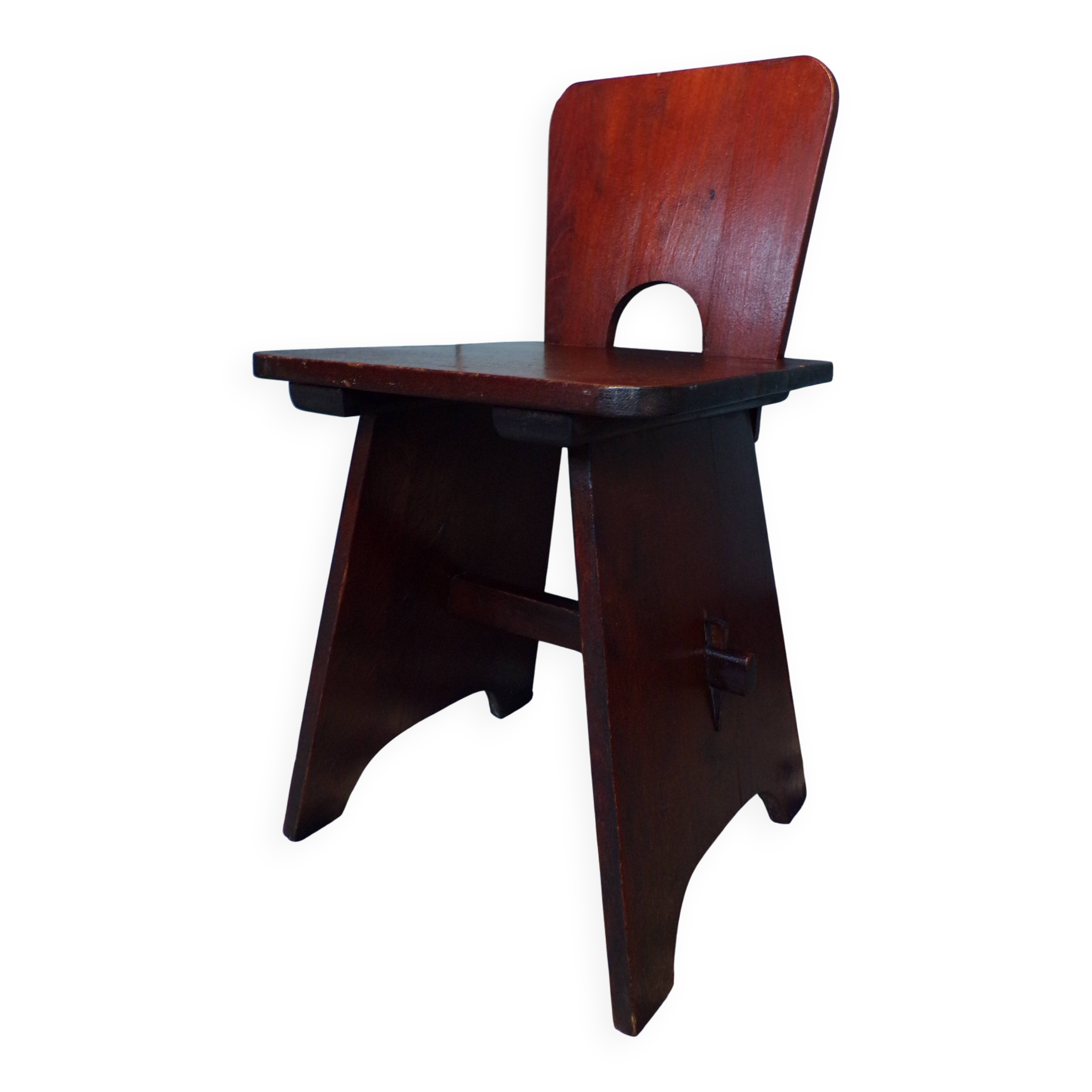 Art & craft reconstruction chair