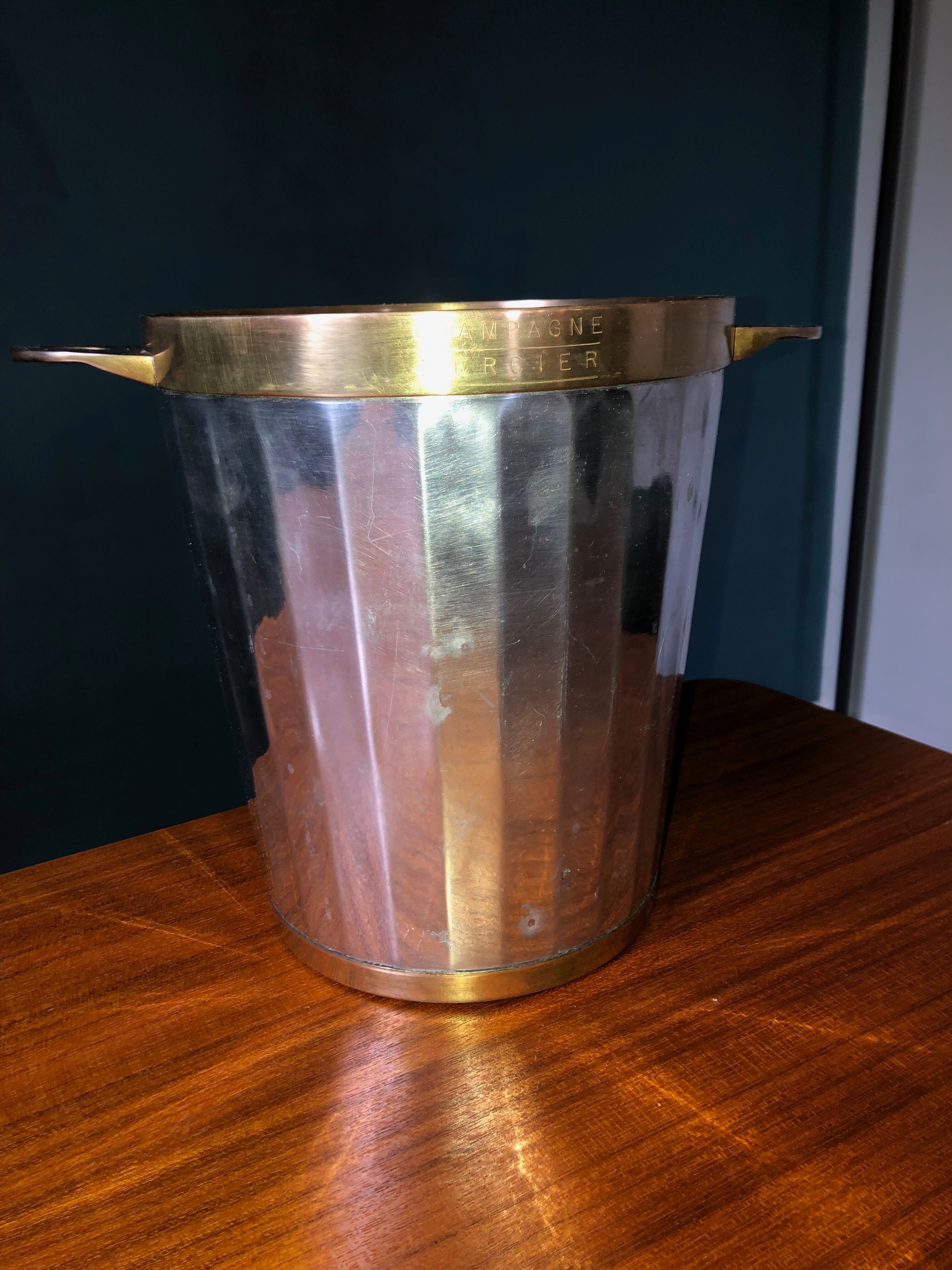 Mercier art deco champagne seal, 1940