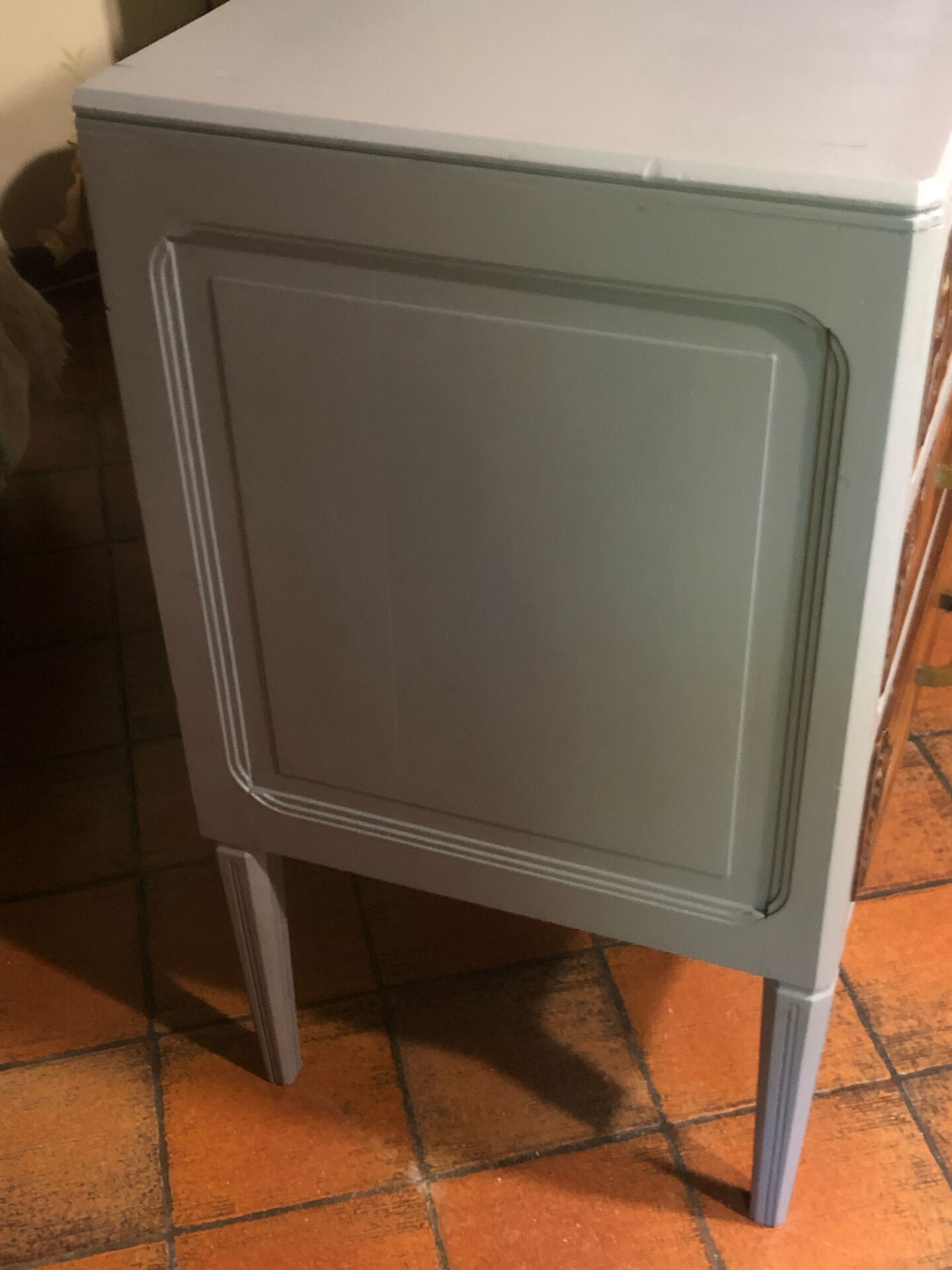 Art Deco chest of drawers