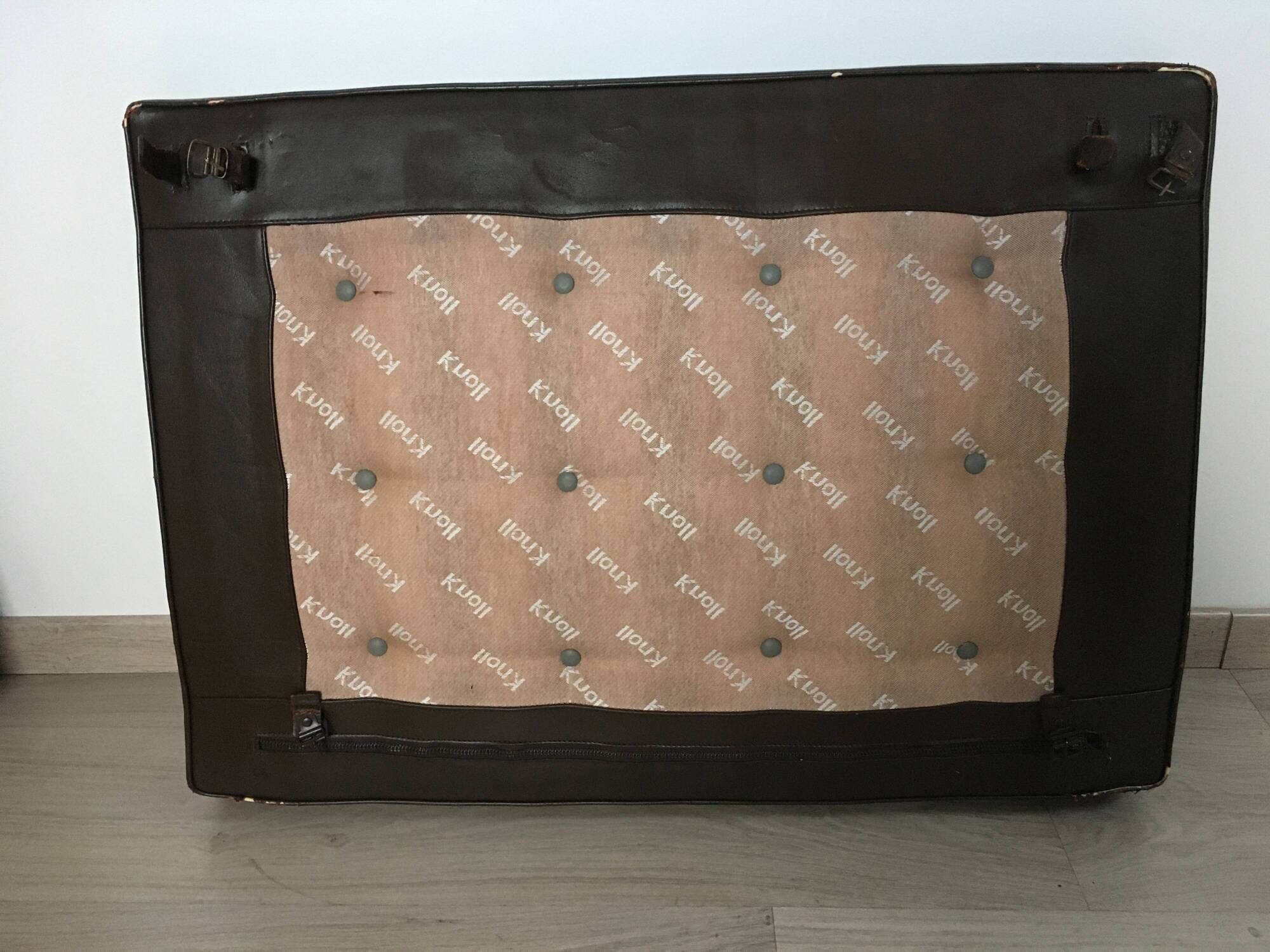 Barcelona armchair by Ludwig Mies van der Rohe for Knoll 1980