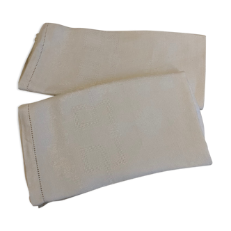 Lot of white linen towels