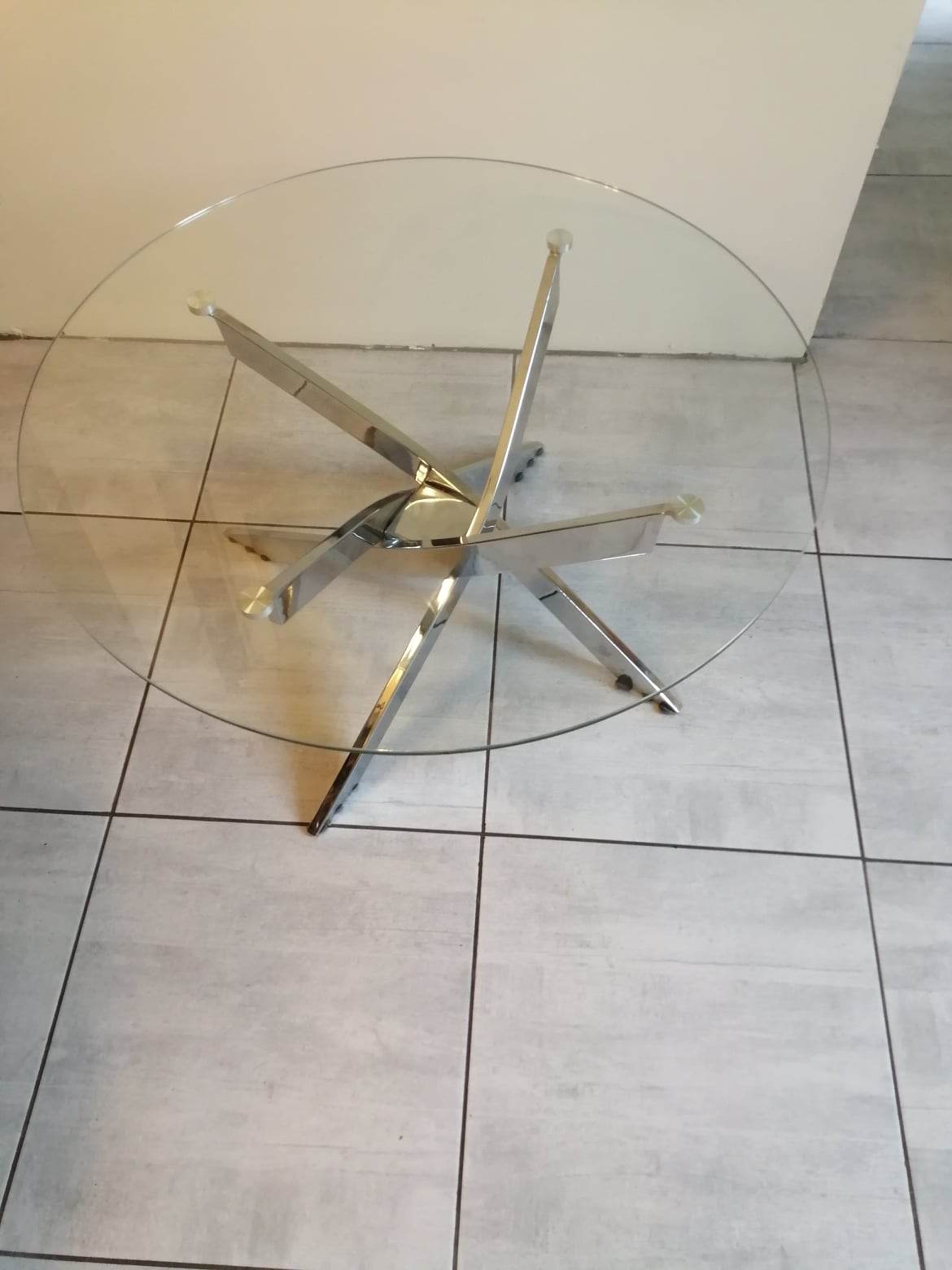 Round coffee table 80s/90s