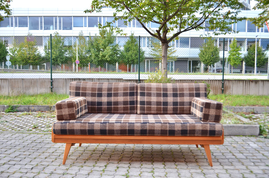 Mid Century Wilhelm Knoll Antimott Daybed Sofa