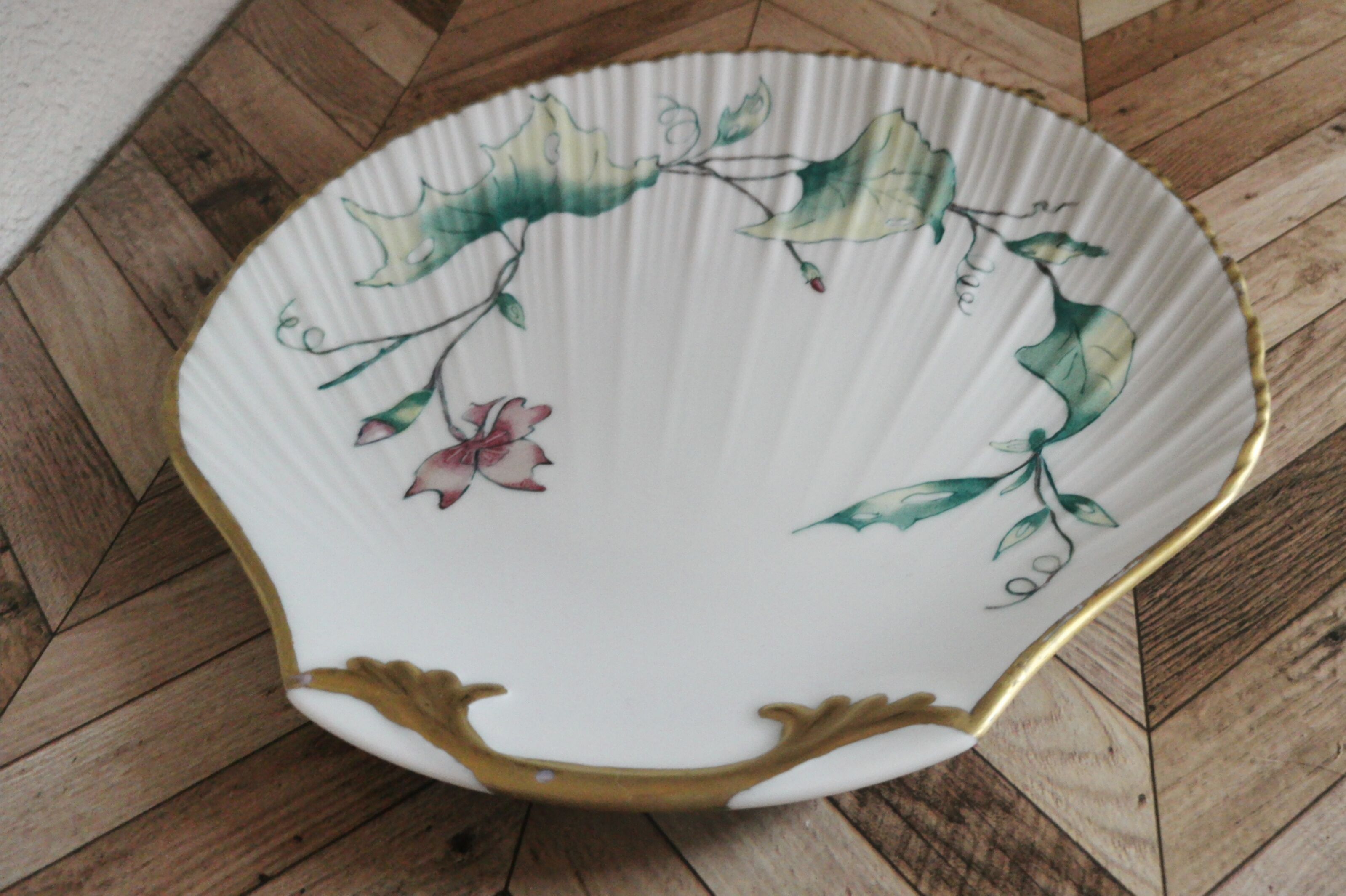 Limoges flower decoration shell plate Limoges