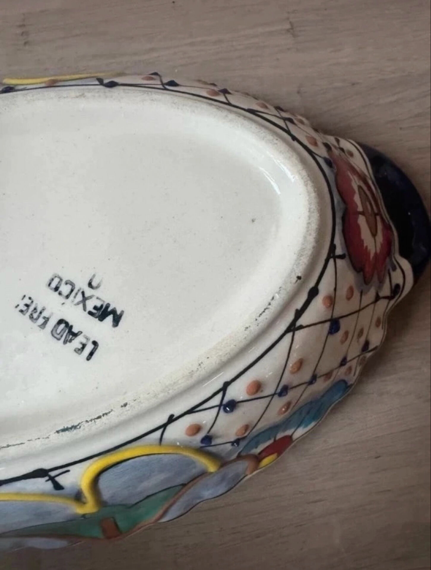 Vintage hand-painted Talavera Mexican ceramic oval plate