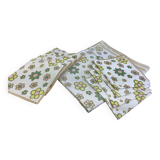 Vintage rectangular tablecloth & 8 towels