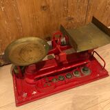 Vintage red kitchen scale