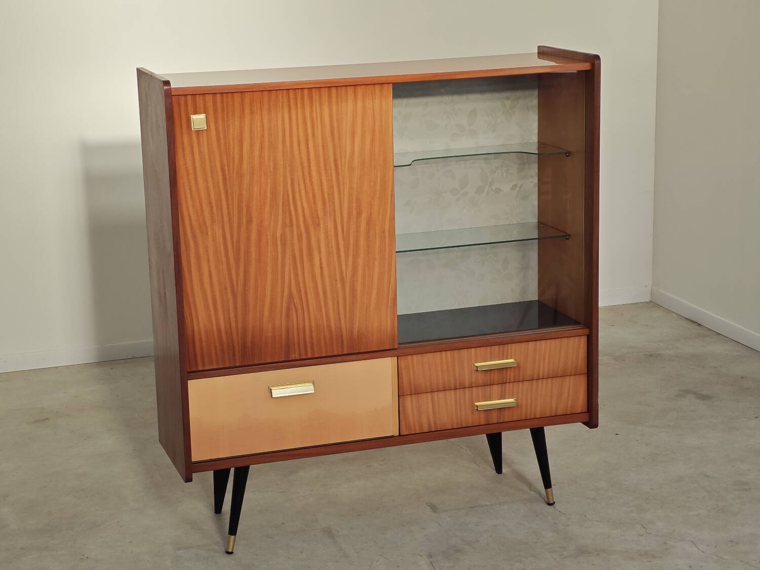 East German sideboard/glass cabinet from the 1960s