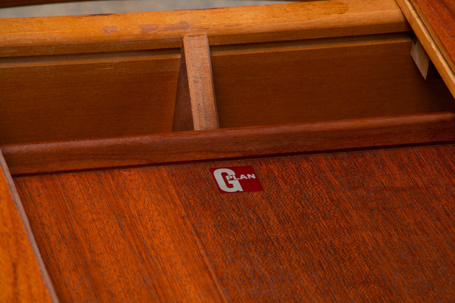 Scandinavian table G-Plan 1960