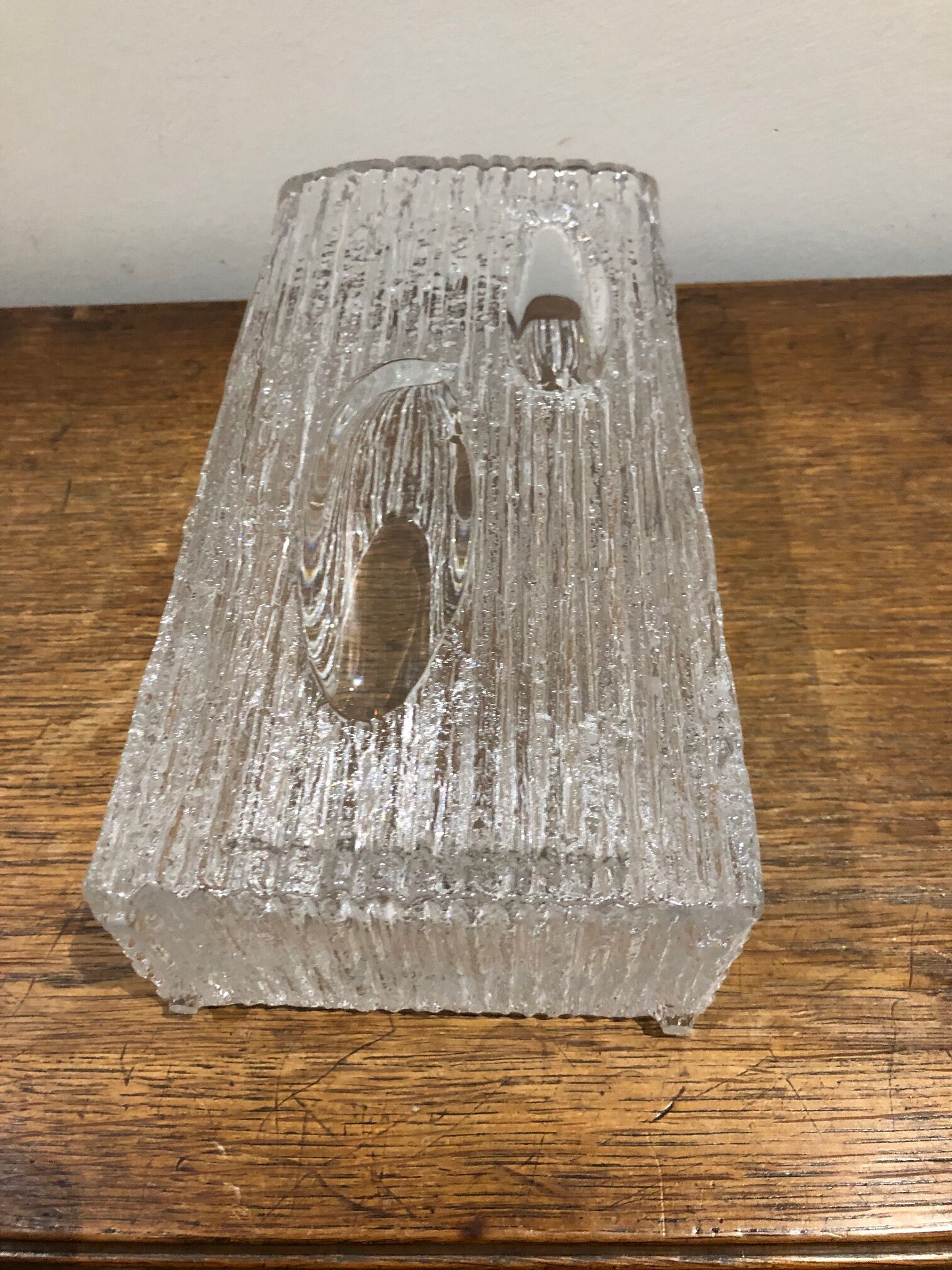 Vase Daum model crater