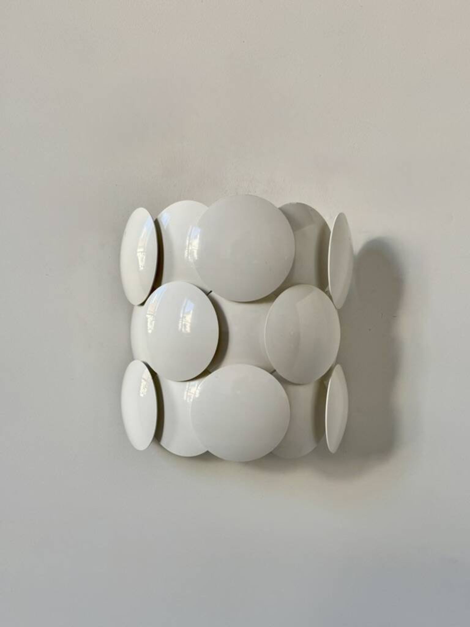 Vintage wall light in metal and white ABS, France, 1980.