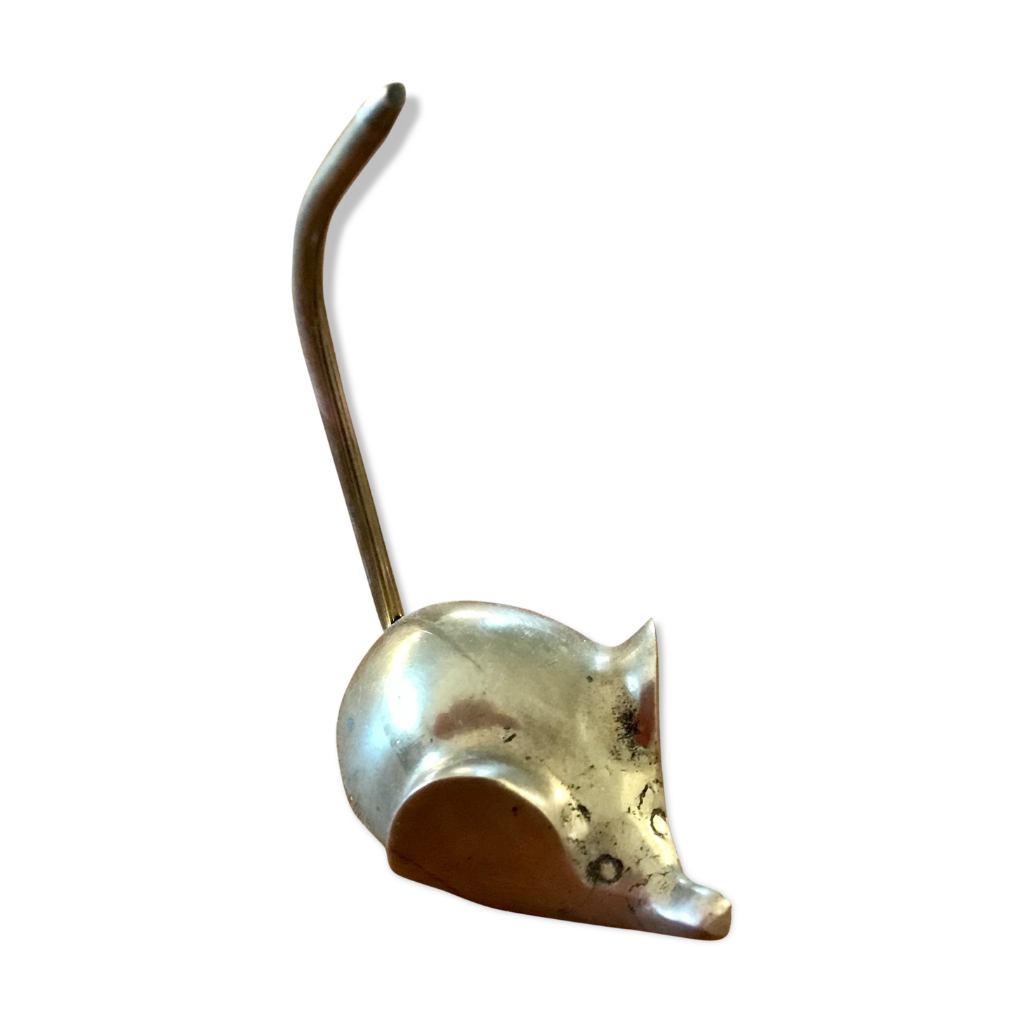 Mouse brass