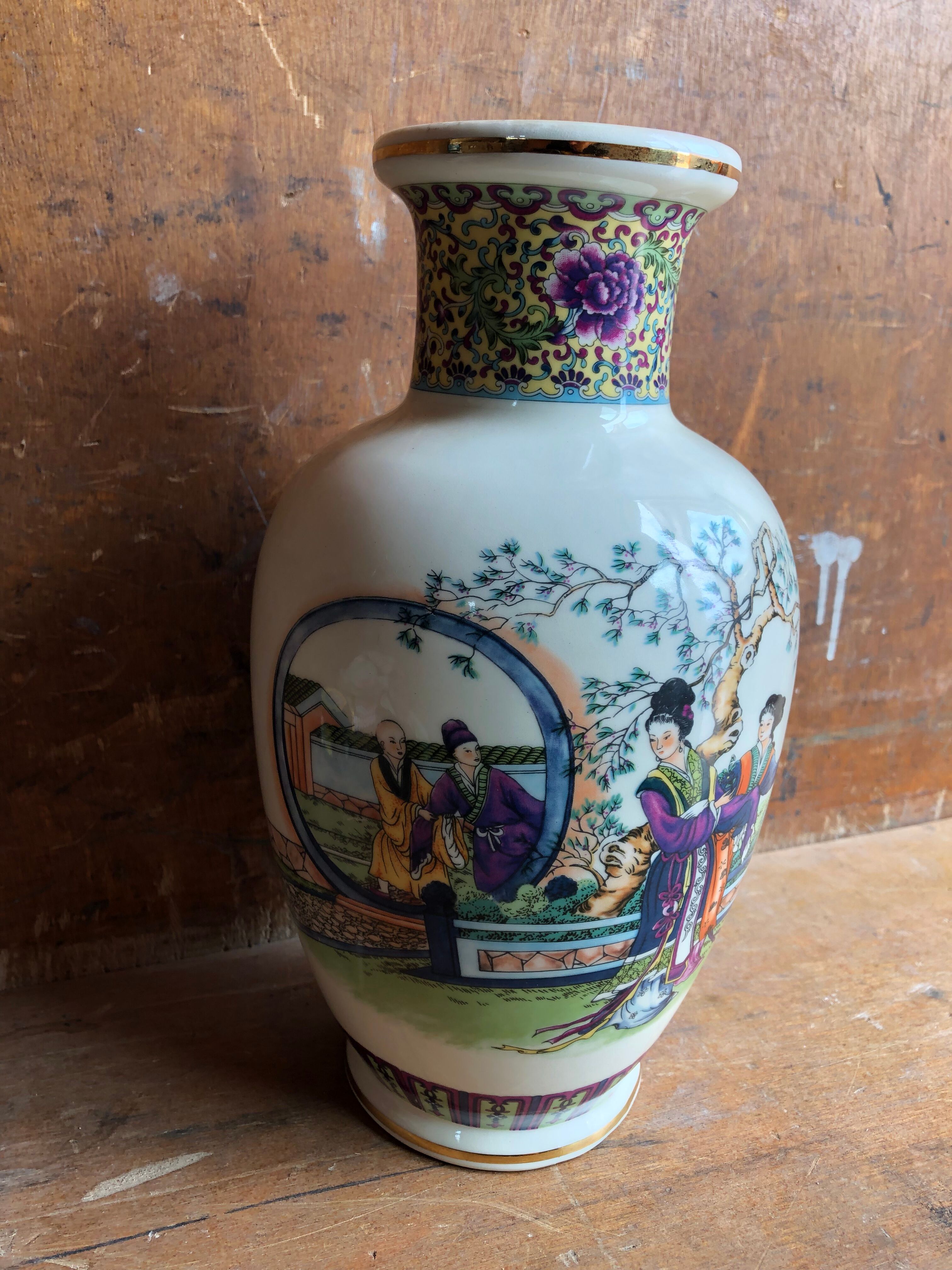 Old Chinese vase white ceramic decor scene vintage characters