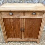 Small Parisian buffet sliding doors