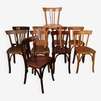 Set of 10 curved wood bistro chairs