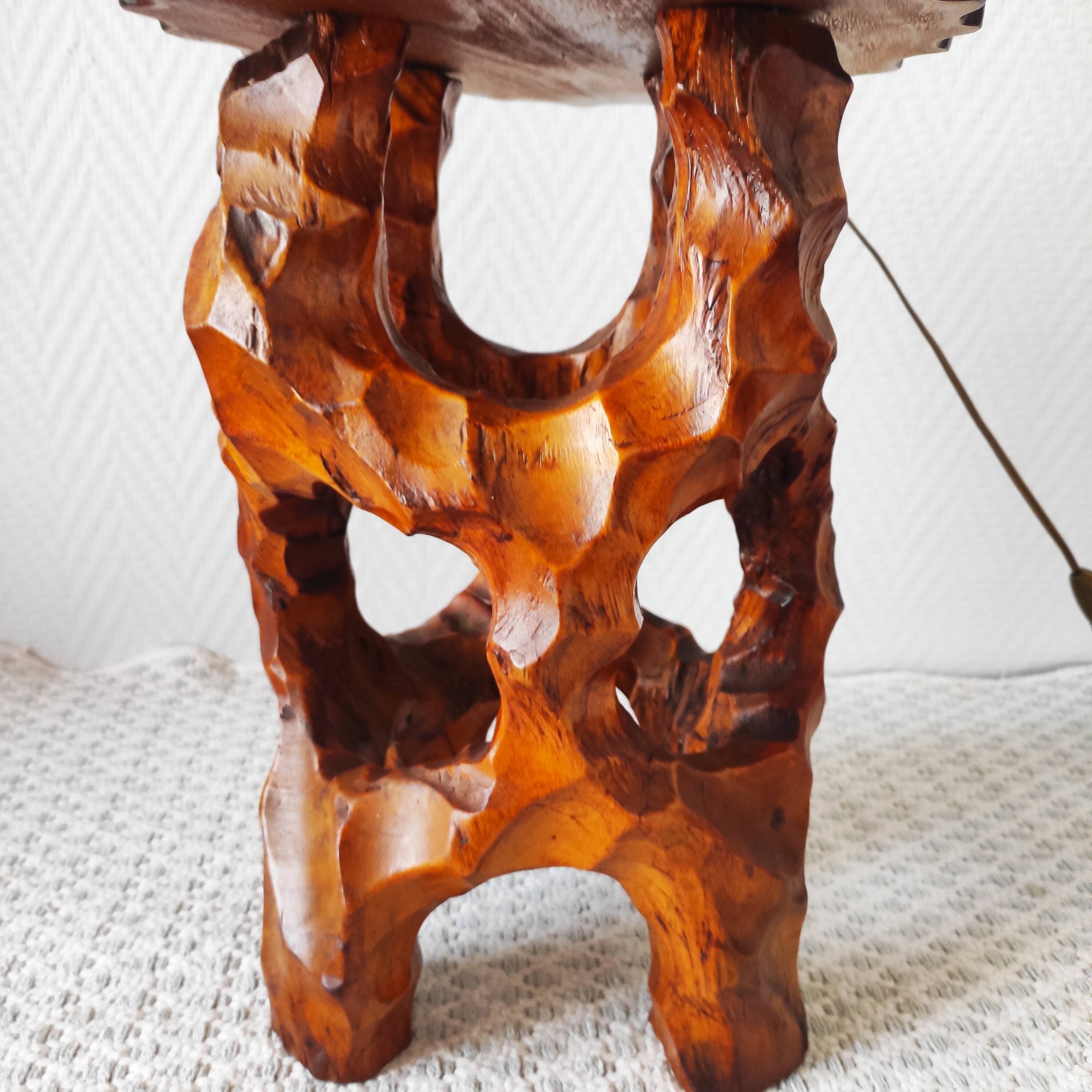 Biomorphic stool in carved wood – Vintage organic work from the 1960s.