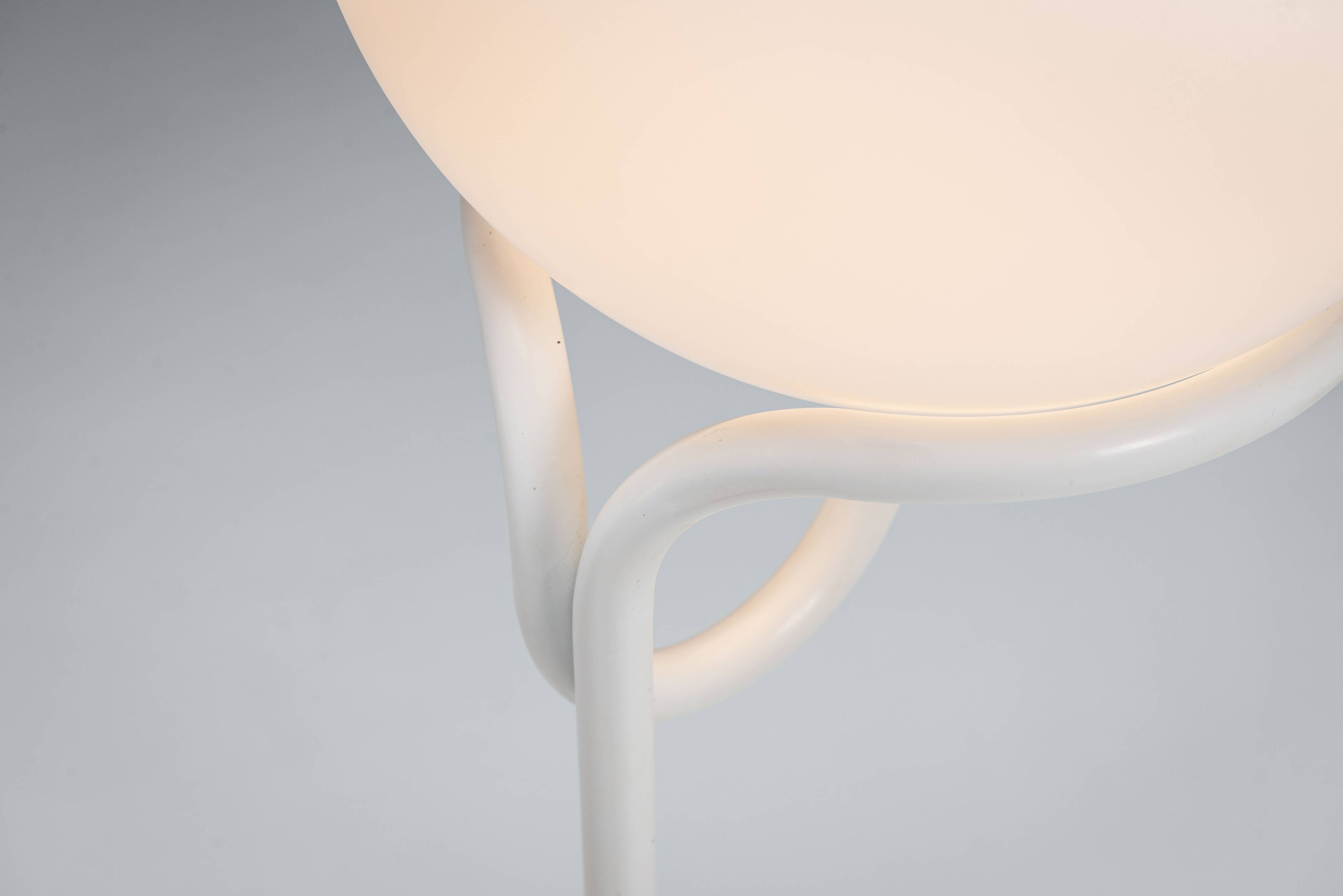 Lampe sur pied Globe par Aldo van den Nieuwelaar