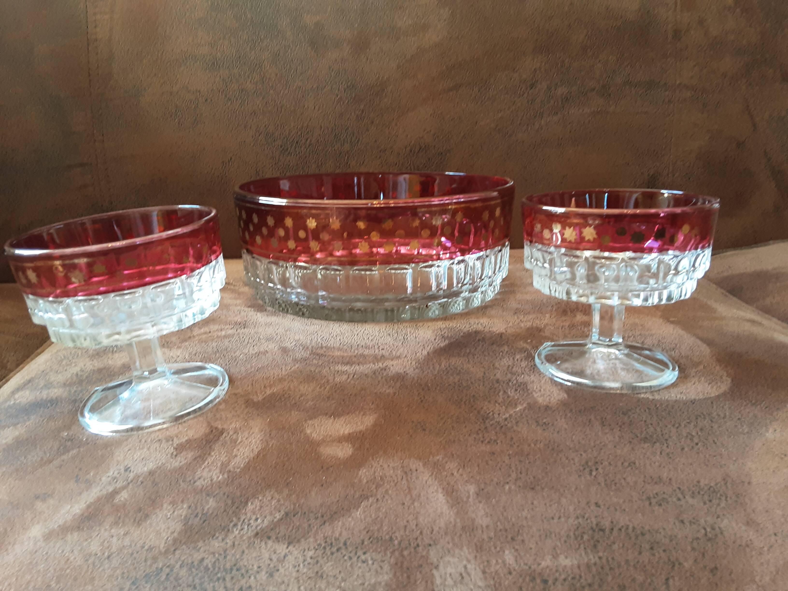 Salad bowl set and its 2 crystal cups