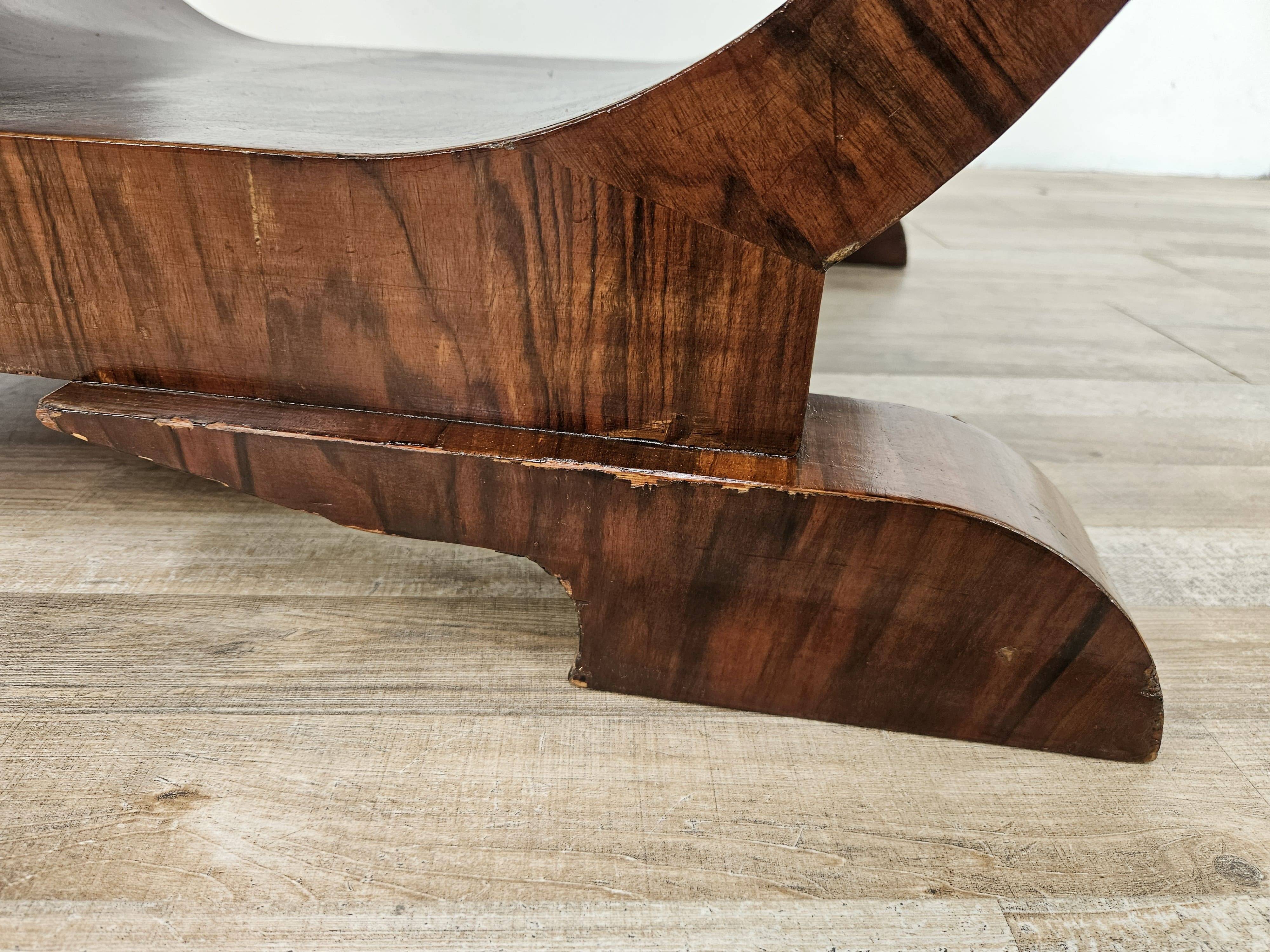 Art Decò dining table in walnut burl, 1940