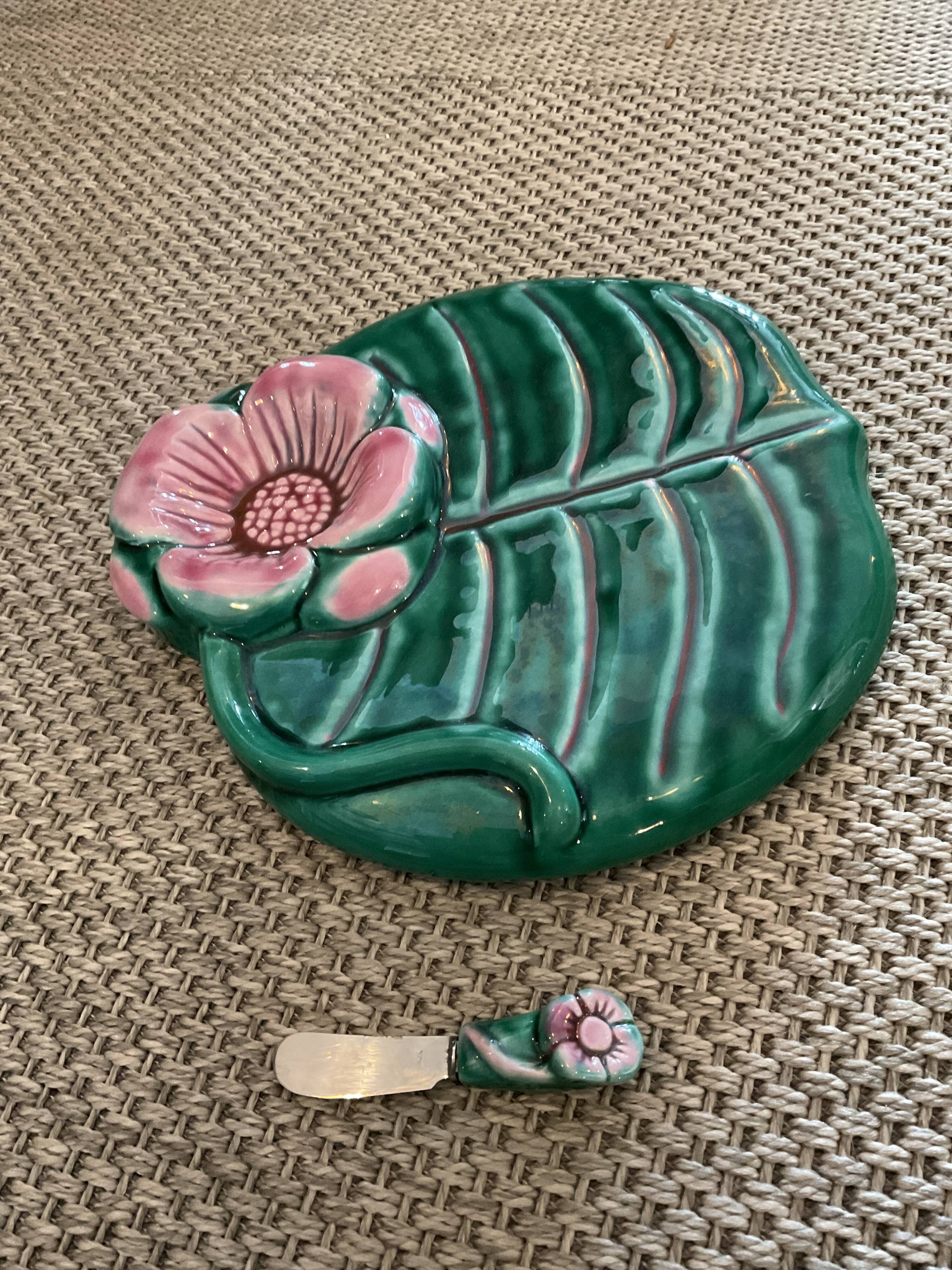 Ceramic dish and its knife, Vallauris