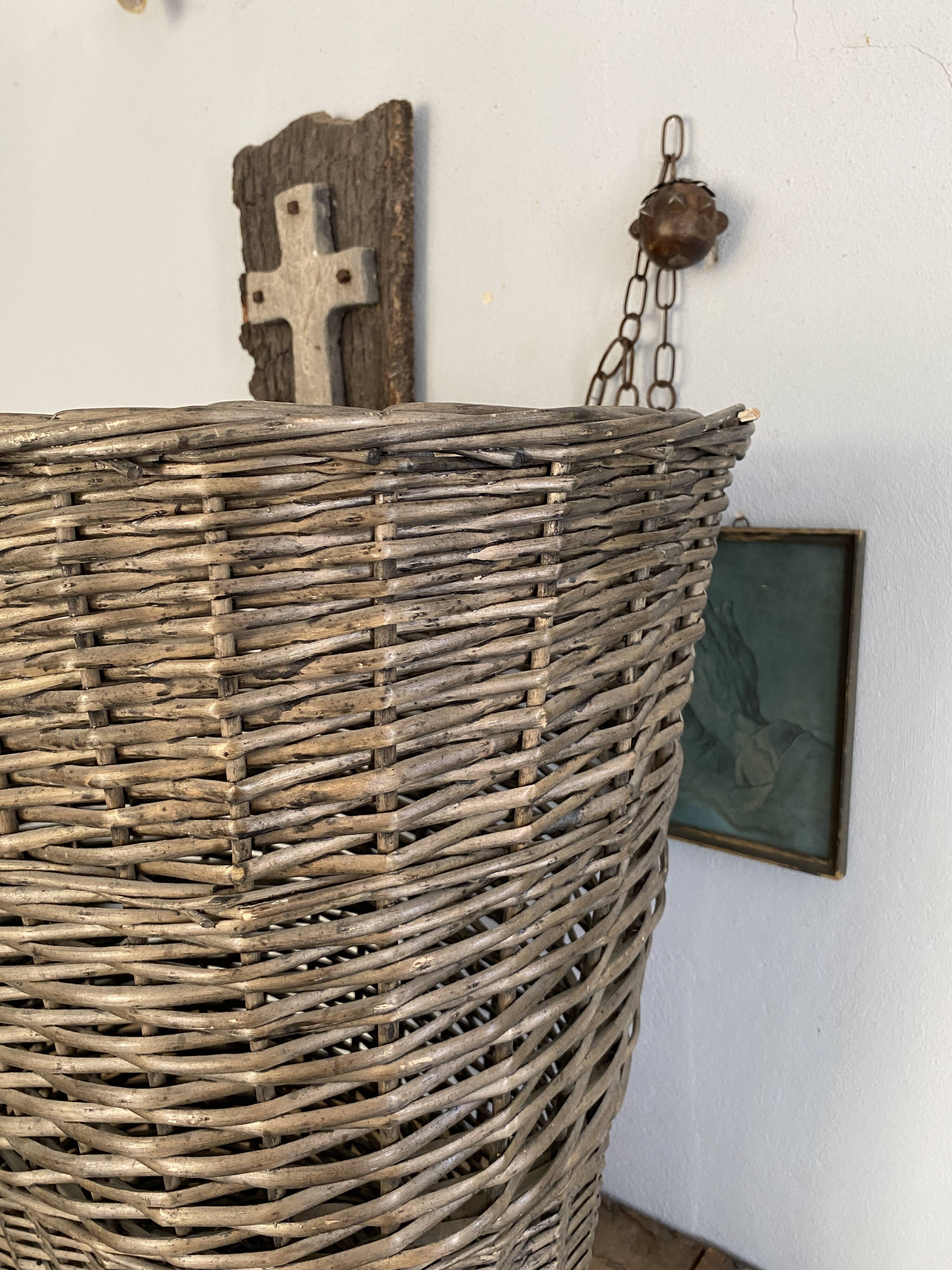 XXL 57cm grey wicker basket