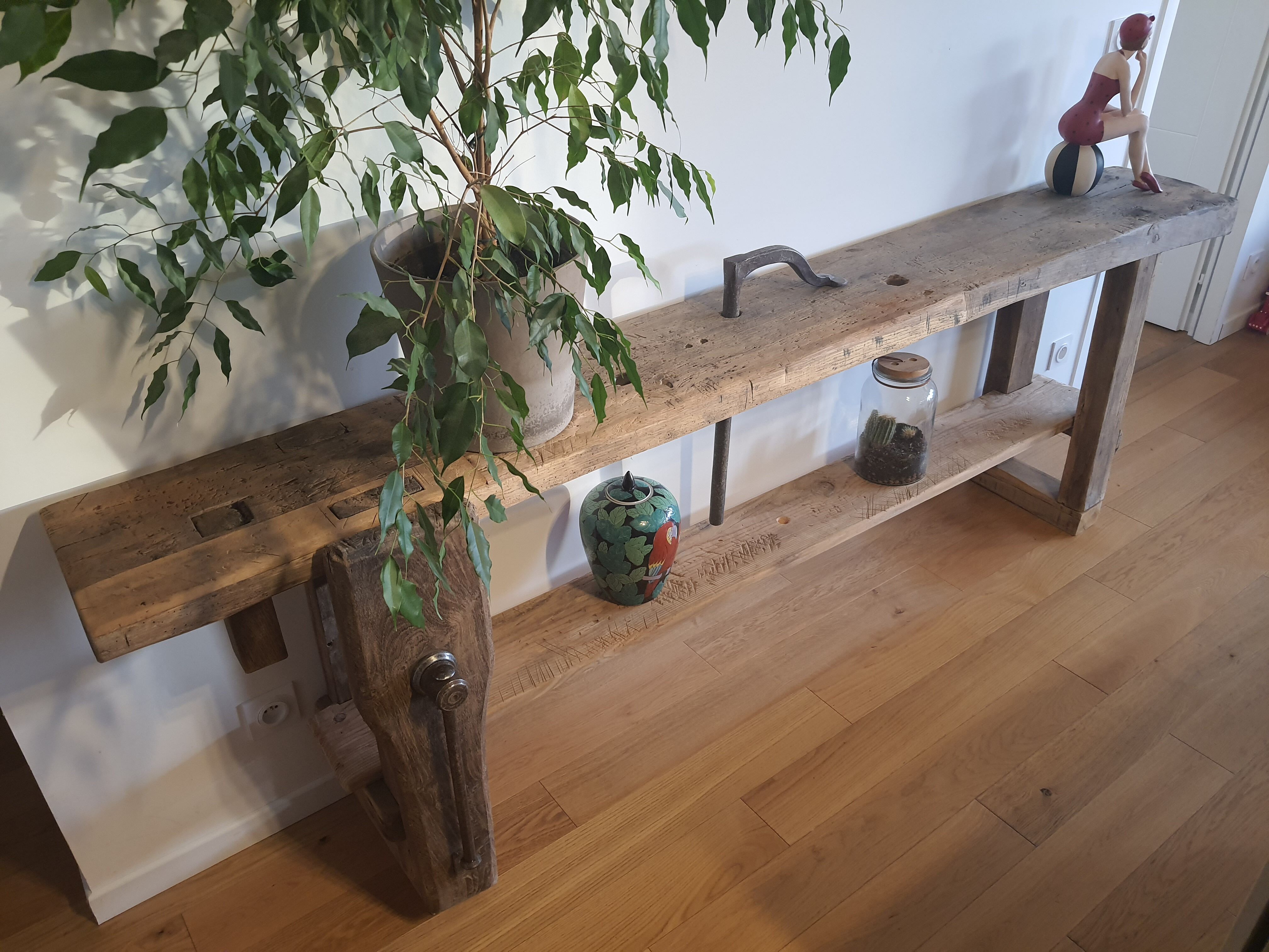 Carpenter's workbench