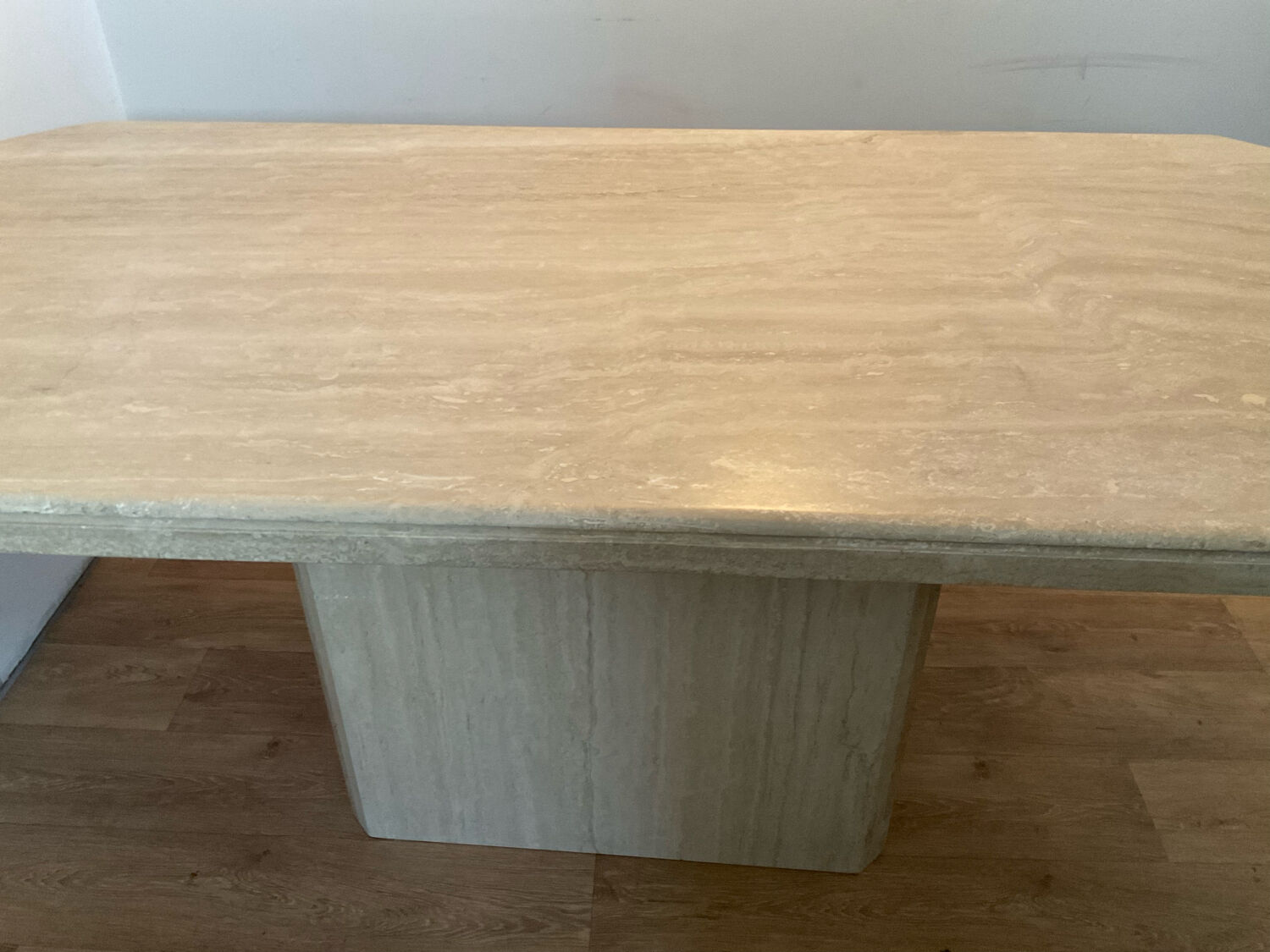 Travertine dining table 6/8 people