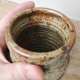 Pot vase in sandstone pyrity