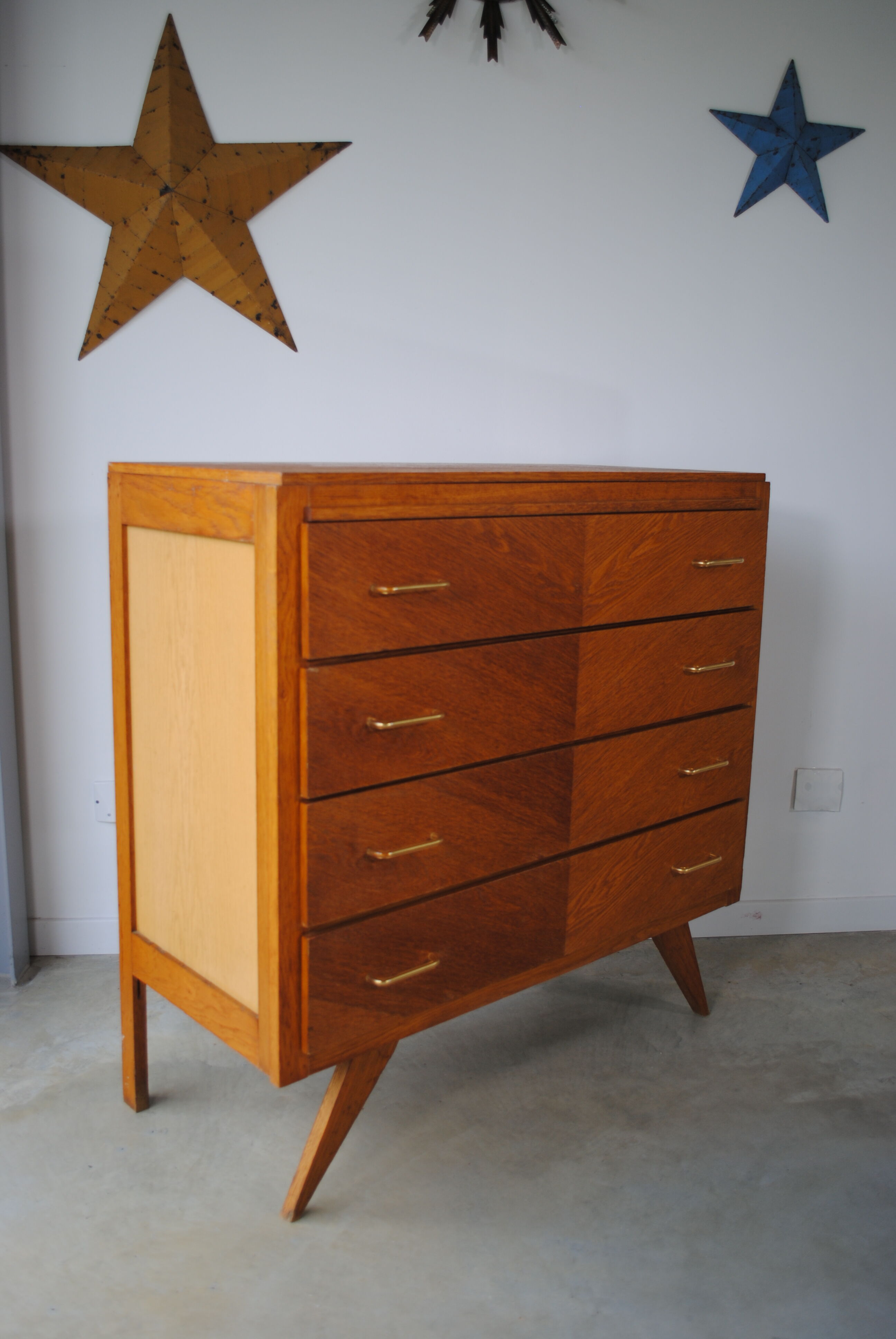 Chest of drawers feet compass 1970