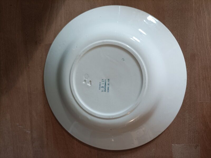 Hollow plate iron earth Chestnut