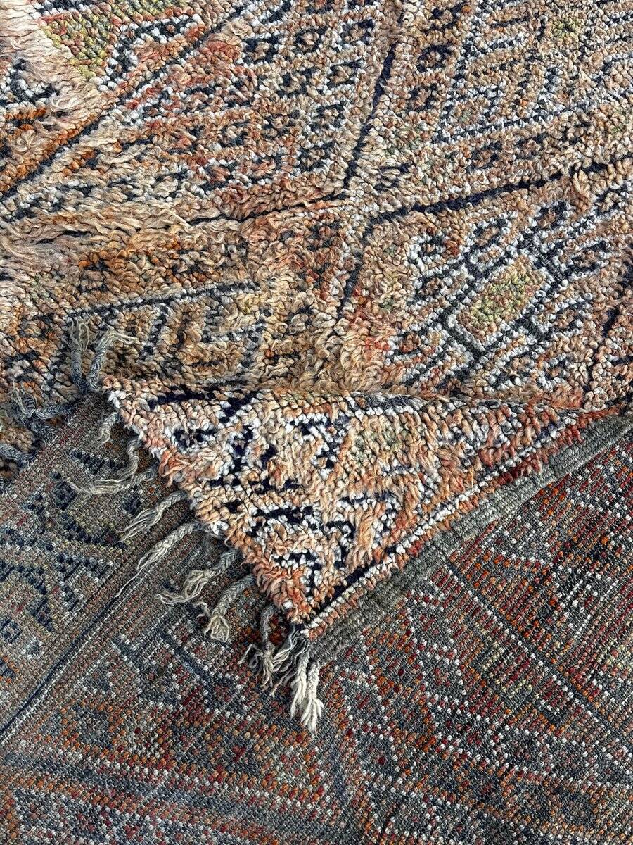 Vintage Moroccan Berber carpet in perfect condition made of wool.