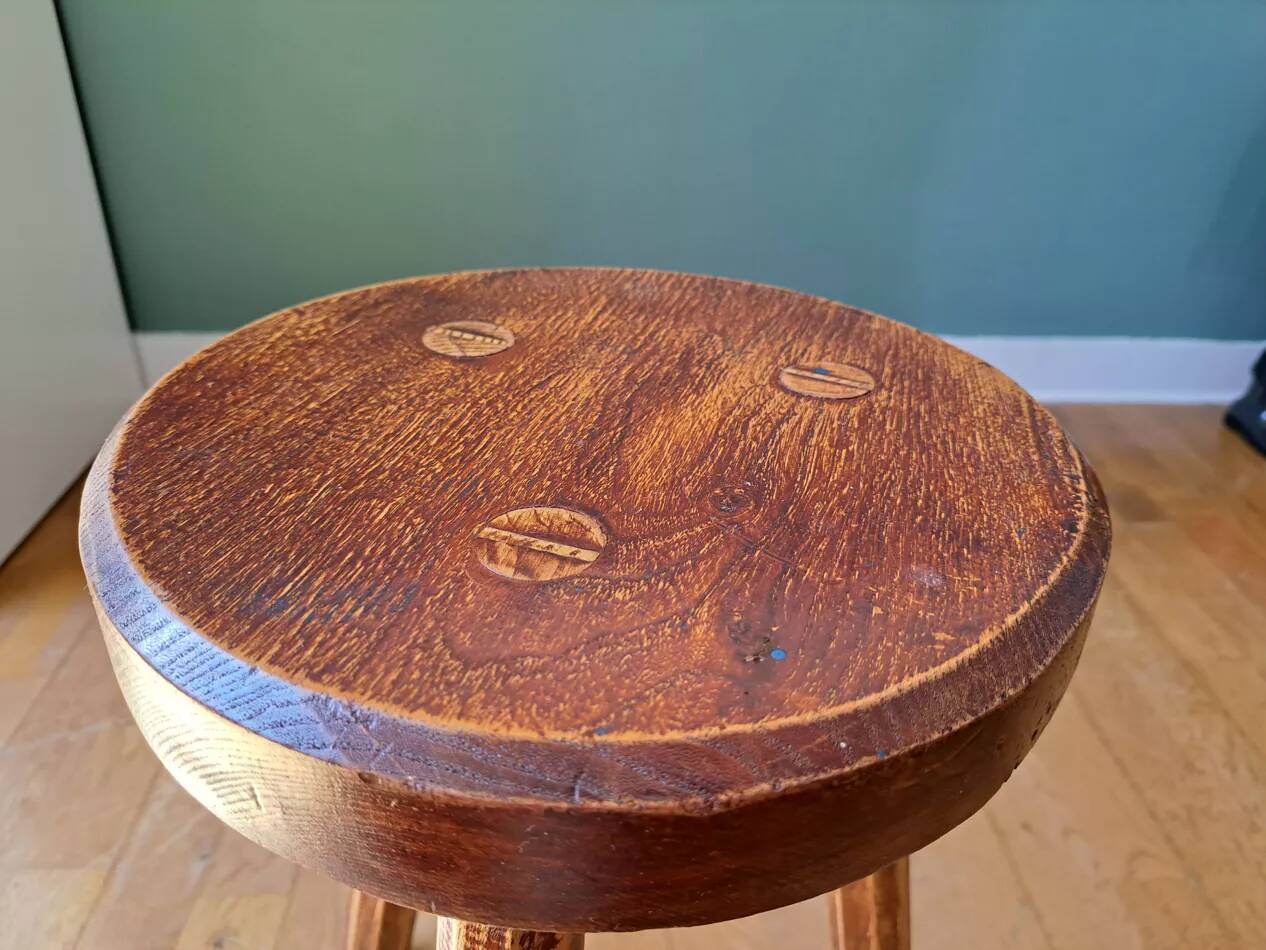 Tripod stool
