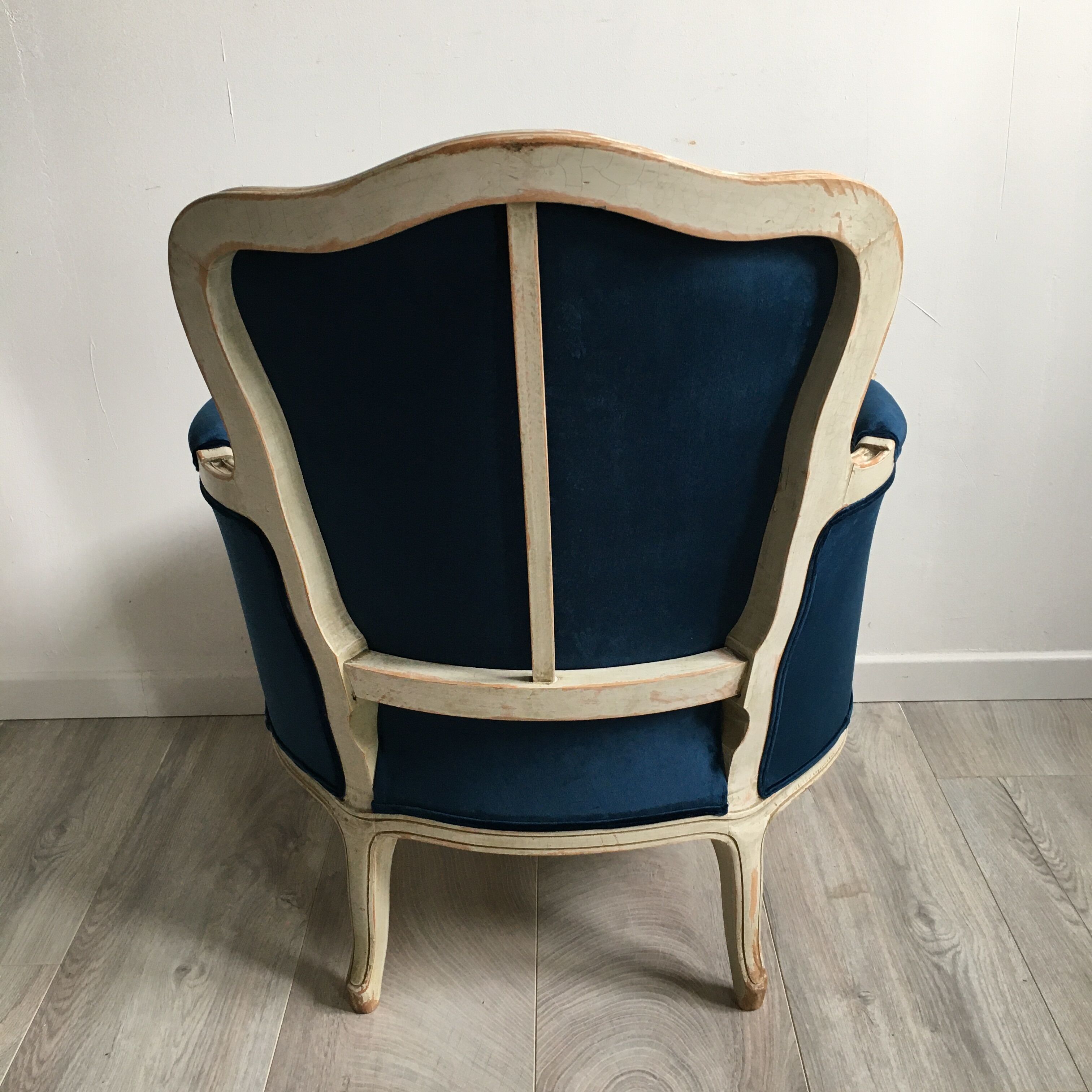 Armchair Louis XV lined with velvet - fully restored