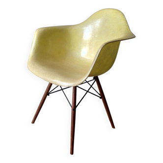 Prototype edition Herman Miller by Zenith Plastics - Ray & Charles Eames armchair