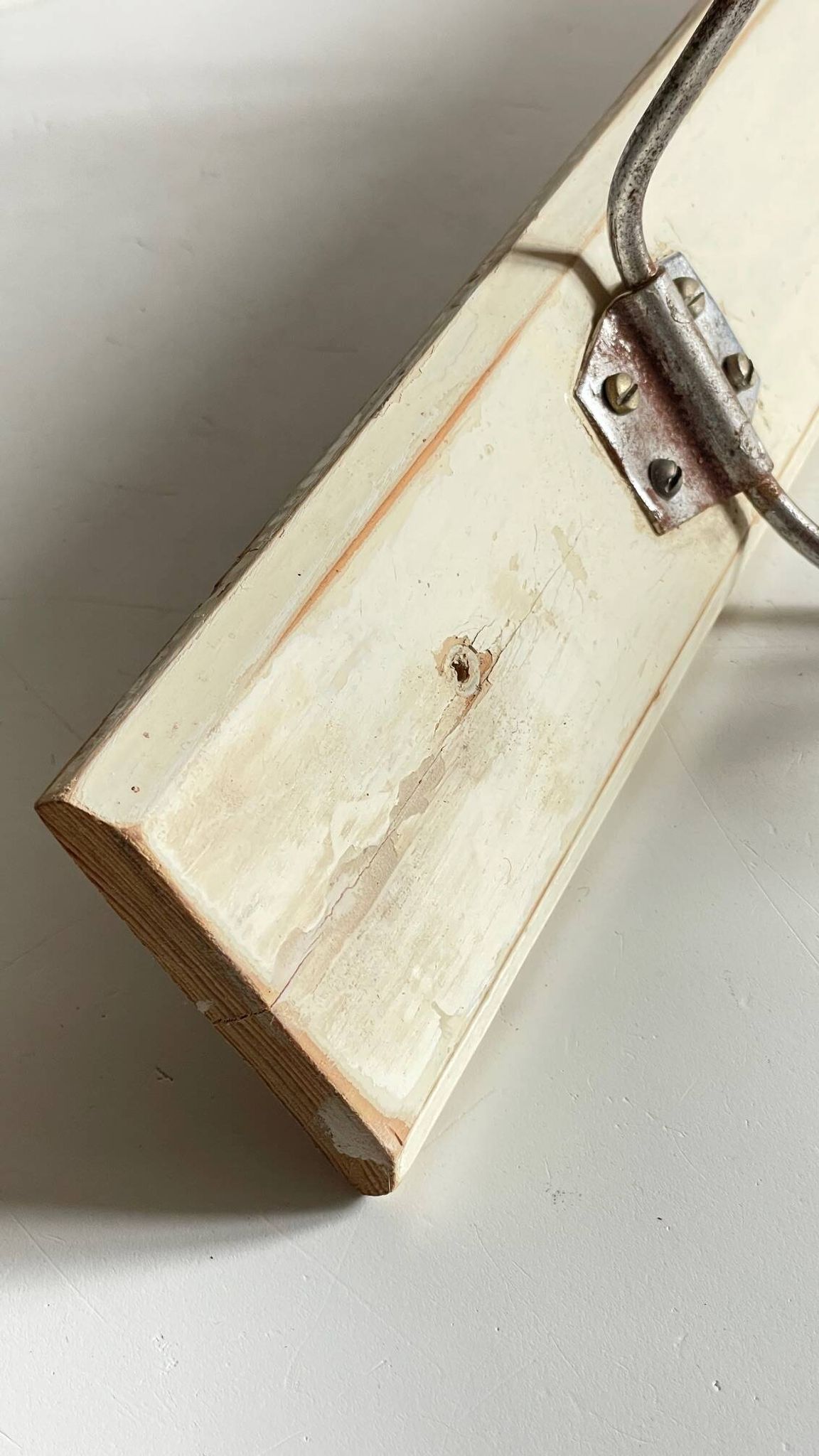 ANTIQUE SCHOOL COAT RACK White Wood