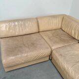Canapé-lit/méridienne De Sede DS76 en cuir beige, années 1970